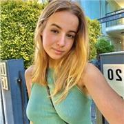 Maturanda al Liceo Classico di Roma offre ripetizioni di Italiano, matematica, geostoria